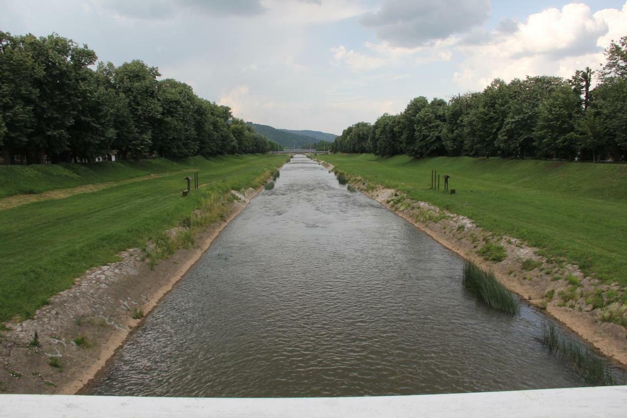 Apartman KEJ Pirot Bagian luar foto